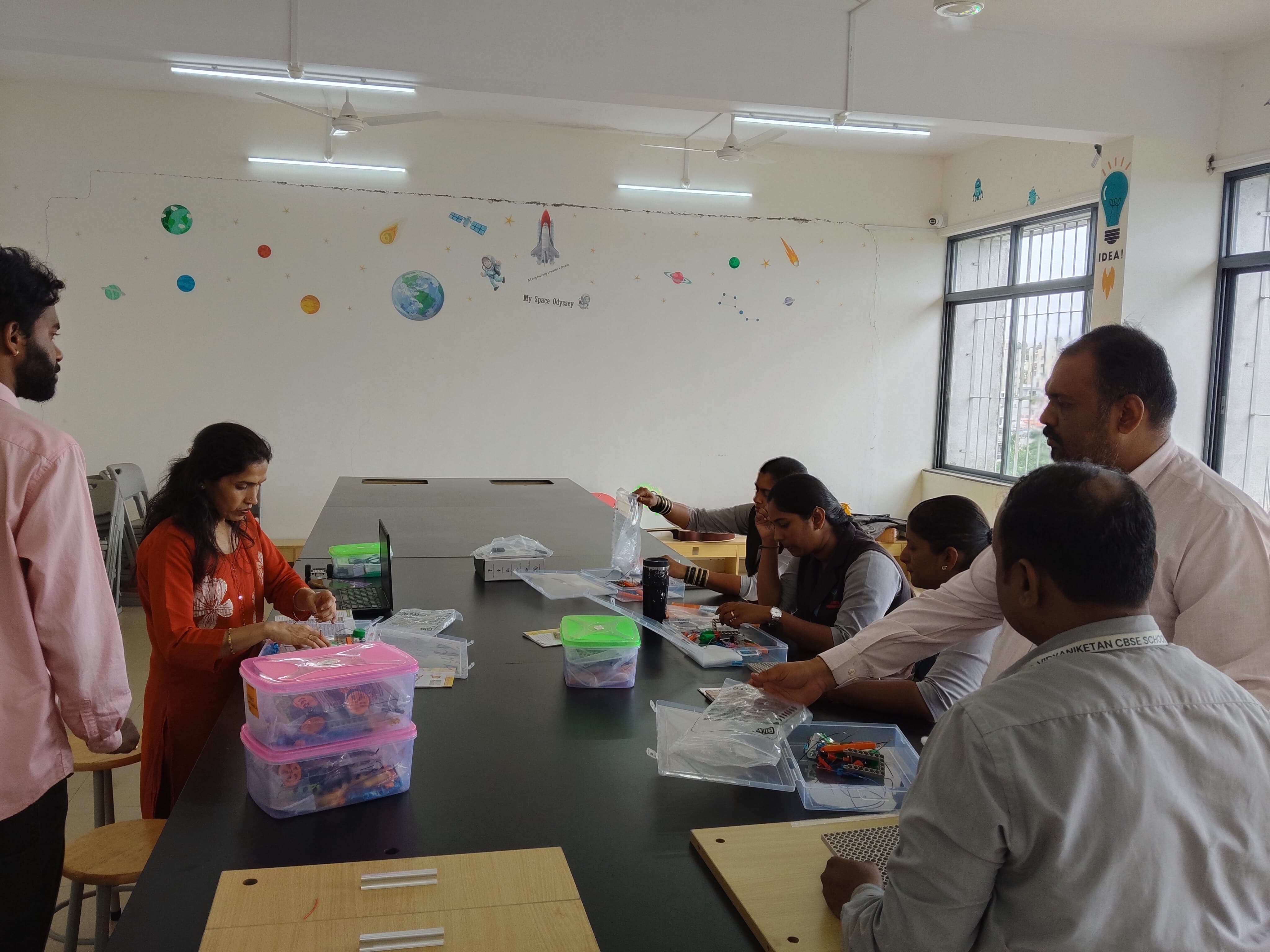 Teacher Training DYP10 Kolhapur.jpg